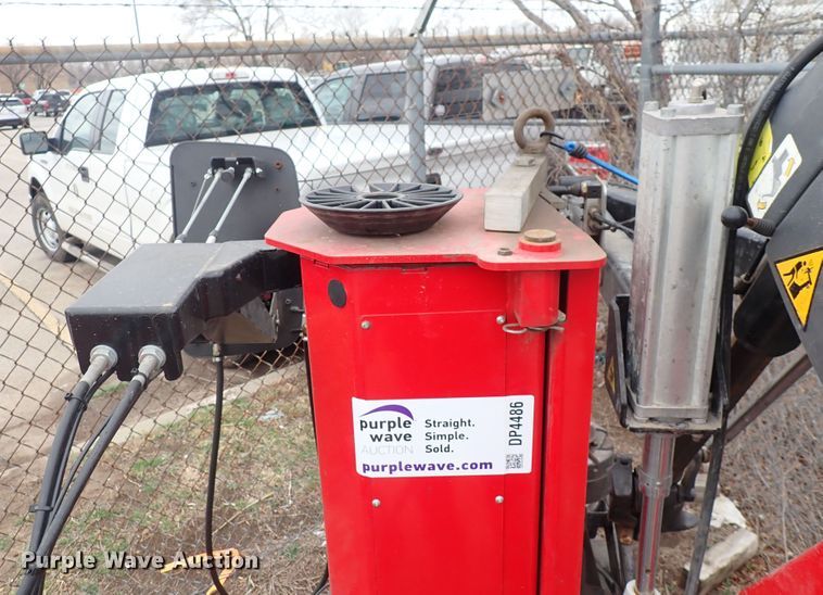 image for item DP4486 Mondolfo Ferro Raptor  tire machine