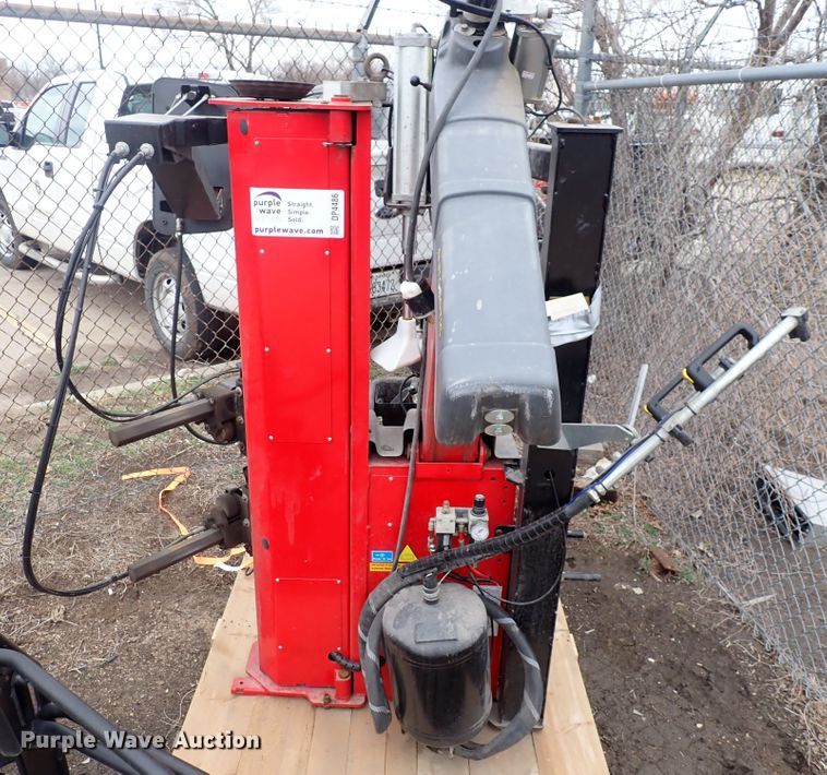 image for item DP4486 Mondolfo Ferro Raptor  tire machine