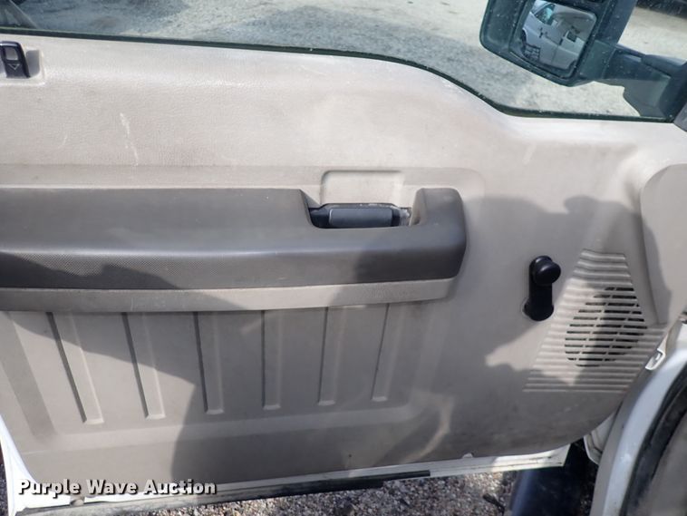 image for item DP4492 2010 Ford F450 Super Duty  utility / service truck