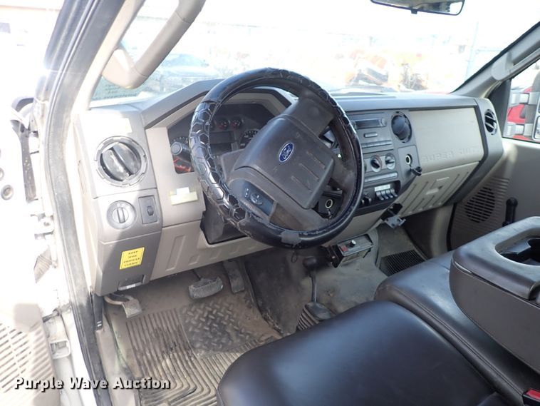 image for item DP4492 2010 Ford F450 Super Duty  utility / service truck