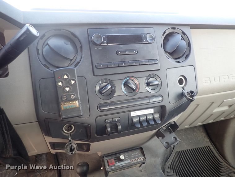 image for item DP4492 2010 Ford F450 Super Duty  utility / service truck