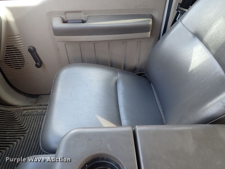 image for item DP4492 2010 Ford F450 Super Duty  utility / service truck