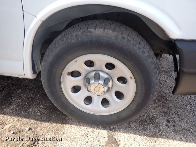 image for item DP4493 2014 Chevrolet Express 1500  van