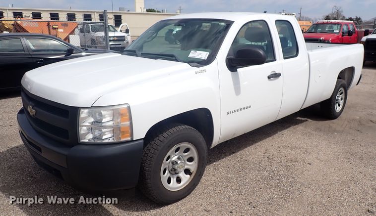 image for item DP4496 2011 Chevrolet Silverado 1500  Ext. Cab pickup truck