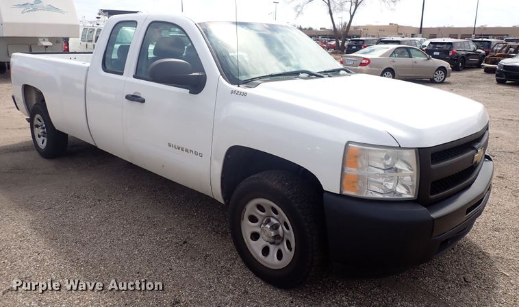 image for item DP4496 2011 Chevrolet Silverado 1500  Ext. Cab pickup truck