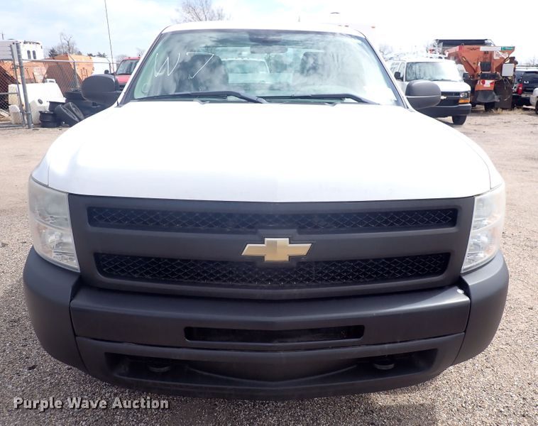 image for item DP4496 2011 Chevrolet Silverado 1500  Ext. Cab pickup truck