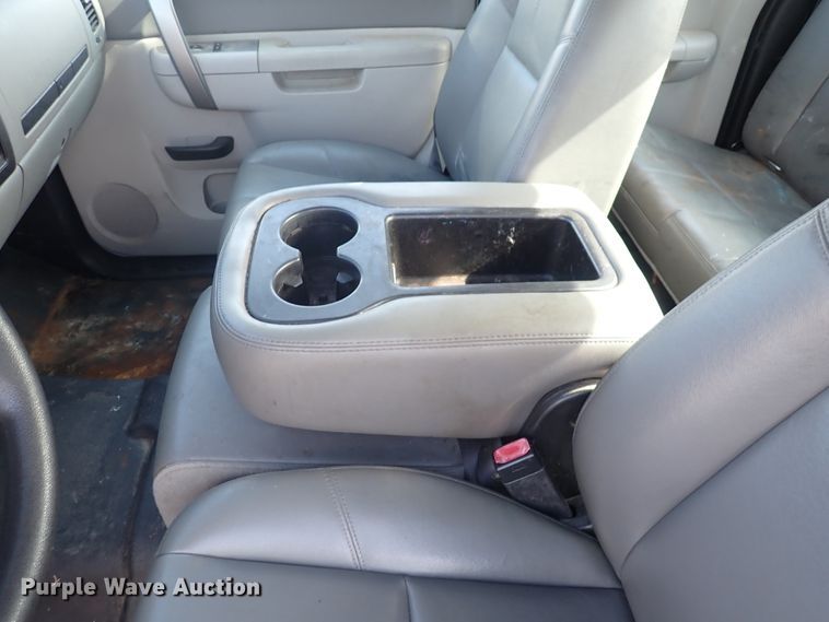 image for item DP4496 2011 Chevrolet Silverado 1500  Ext. Cab pickup truck