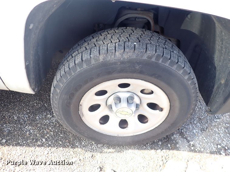 image for item DP4496 2011 Chevrolet Silverado 1500  Ext. Cab pickup truck