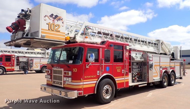 image for item DP4503 2003 Pierce  aerial platform fire truck