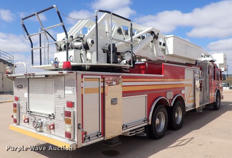 image for item DP4503 2003 Pierce  aerial platform fire truck