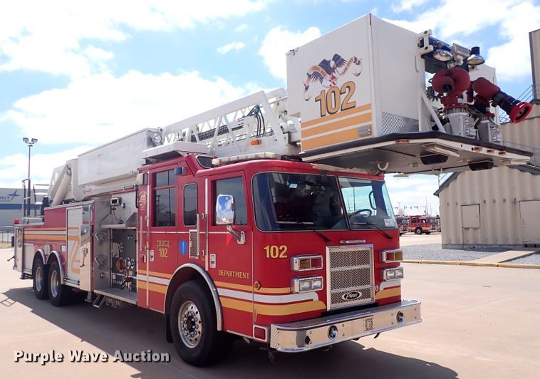 image for item DP4503 2003 Pierce  aerial platform fire truck