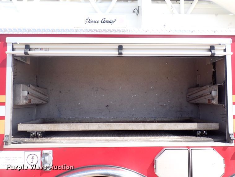 image for item DP4503 2003 Pierce  aerial platform fire truck