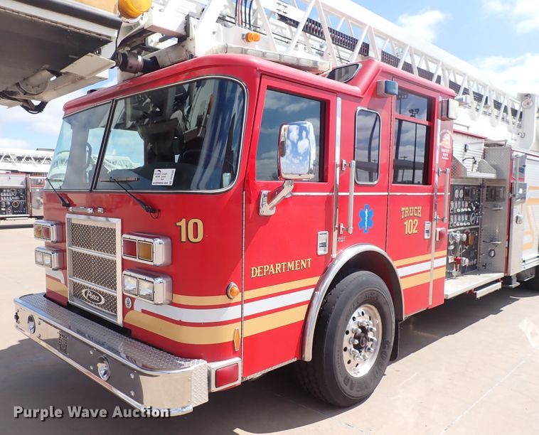 image for item DP4503 2003 Pierce  aerial platform fire truck