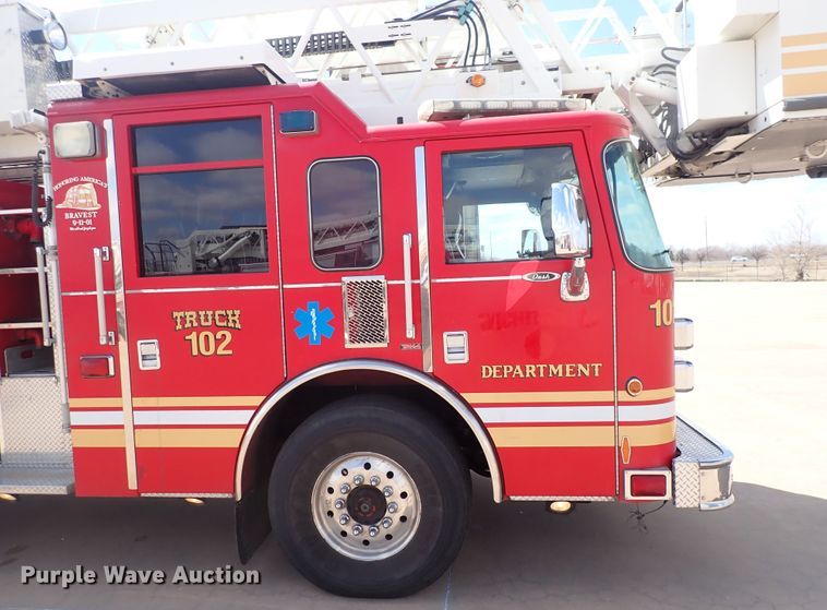 image for item DP4503 2003 Pierce  aerial platform fire truck