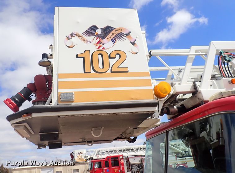 image for item DP4503 2003 Pierce  aerial platform fire truck