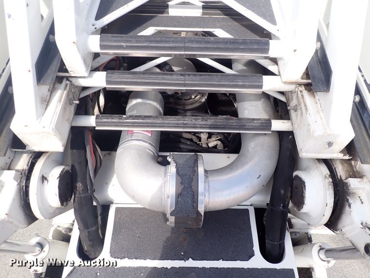 image for item DP4503 2003 Pierce  aerial platform fire truck