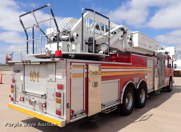 image for item DP4510 2003 Pierce  aerial platform fire truck