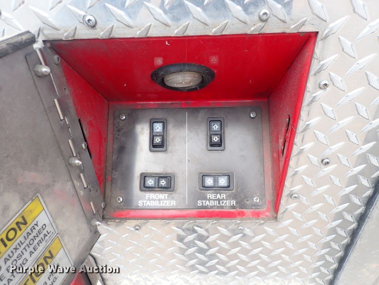 image for item DP4510 2003 Pierce  aerial platform fire truck