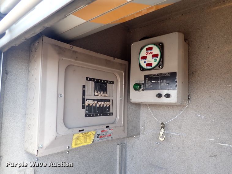 image for item DP4510 2003 Pierce  aerial platform fire truck