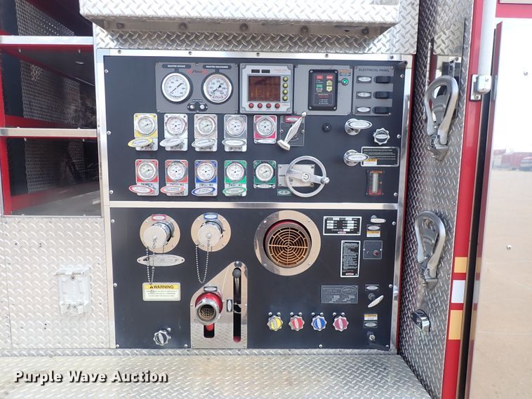 image for item DP4510 2003 Pierce  aerial platform fire truck