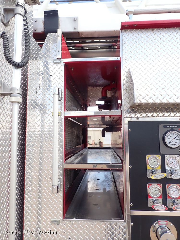 image for item DP4510 2003 Pierce  aerial platform fire truck