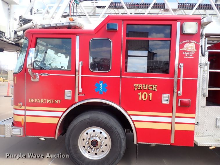 image for item DP4510 2003 Pierce  aerial platform fire truck