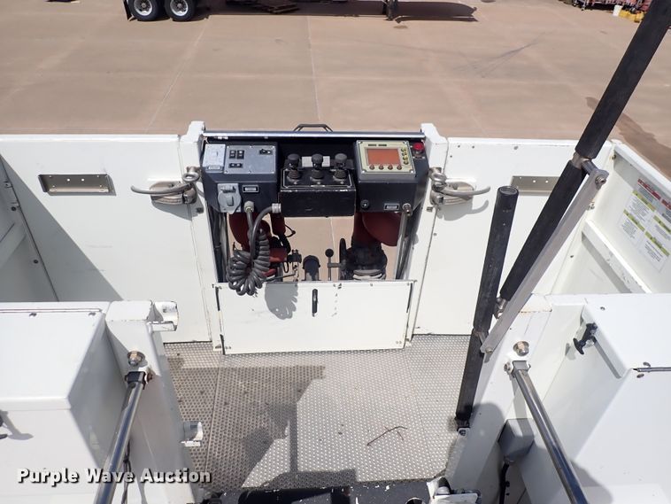 image for item DP4510 2003 Pierce  aerial platform fire truck