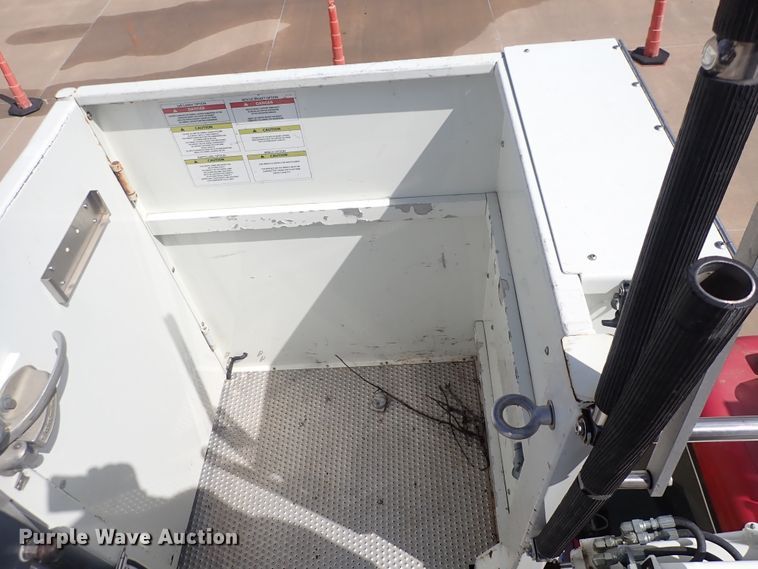 image for item DP4510 2003 Pierce  aerial platform fire truck