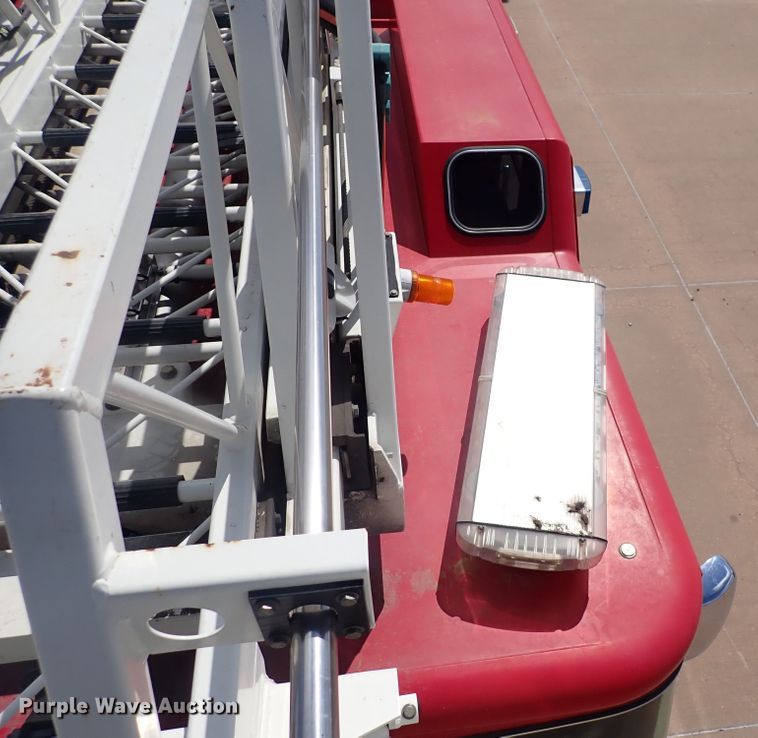 image for item DP4510 2003 Pierce  aerial platform fire truck