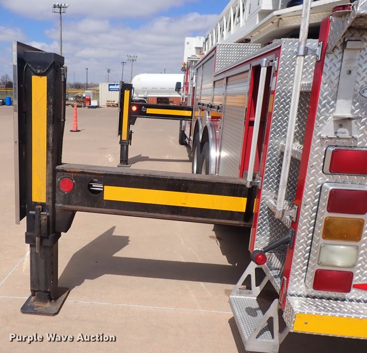 image for item DP4510 2003 Pierce  aerial platform fire truck