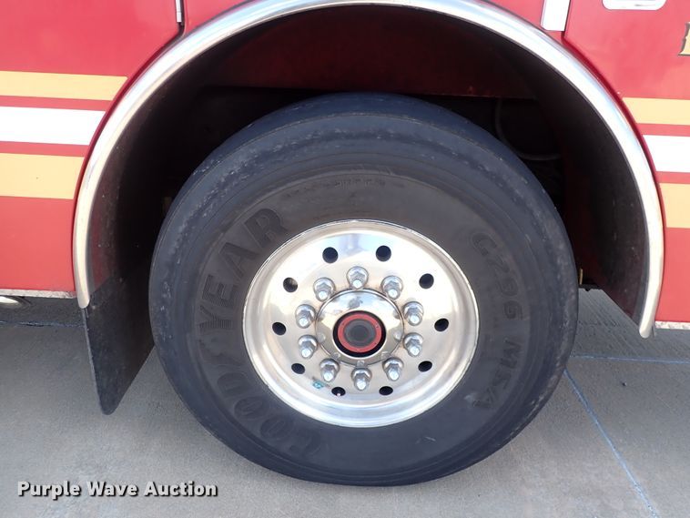 image for item DP4510 2003 Pierce  aerial platform fire truck