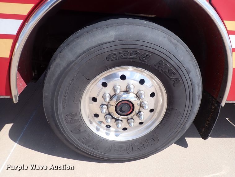 image for item DP4510 2003 Pierce  aerial platform fire truck