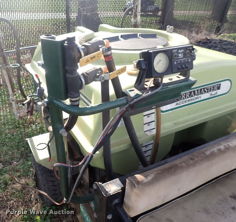 image for item HR9770 1987 Cushman  utility vehicle