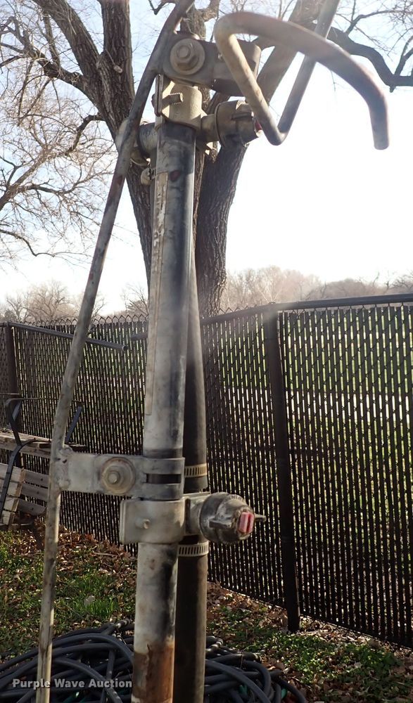 image for item HR9770 1987 Cushman  utility vehicle