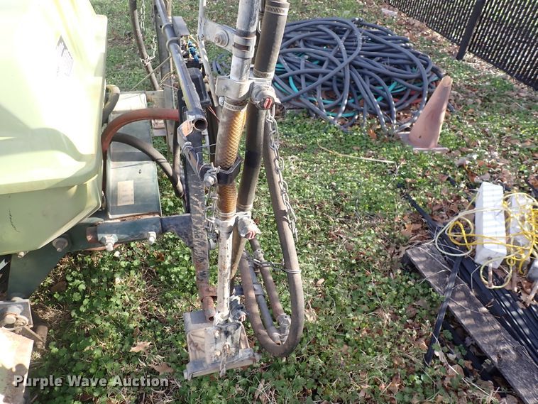 image for item HR9770 1987 Cushman  utility vehicle