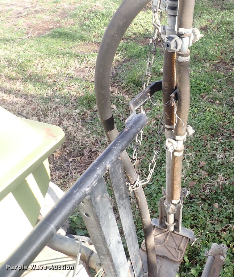 image for item HR9770 1987 Cushman  utility vehicle