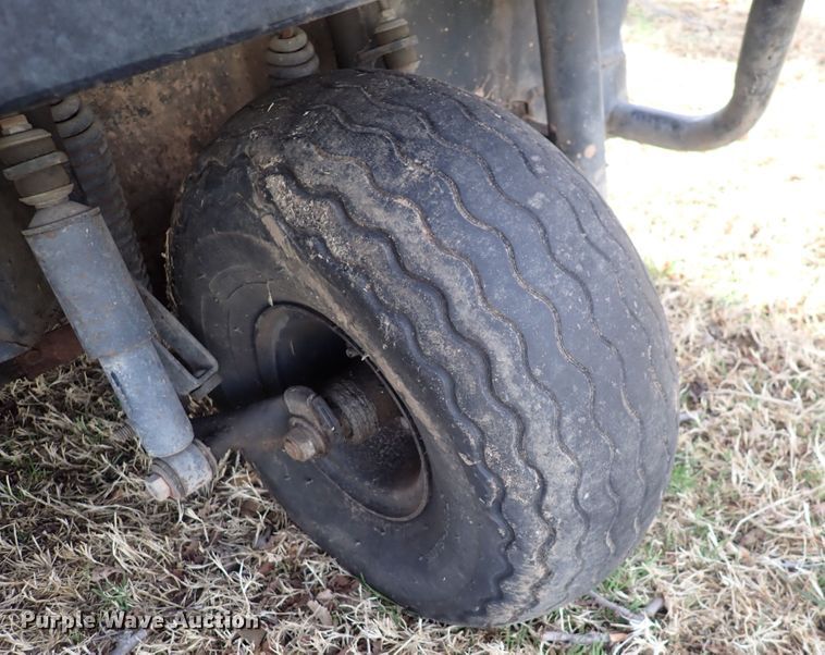 image for item HR9770 1987 Cushman  utility vehicle