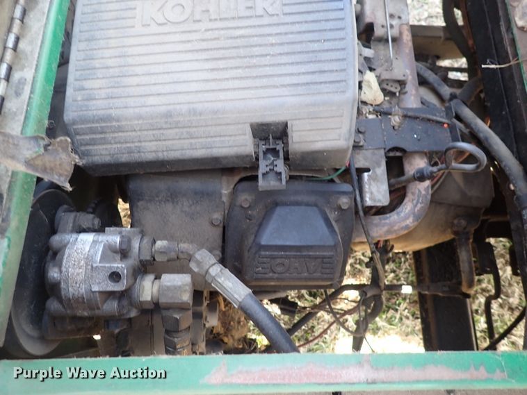 image for item HR9773 1994 Cushman Jr. Turf Truckster  utility vehicle