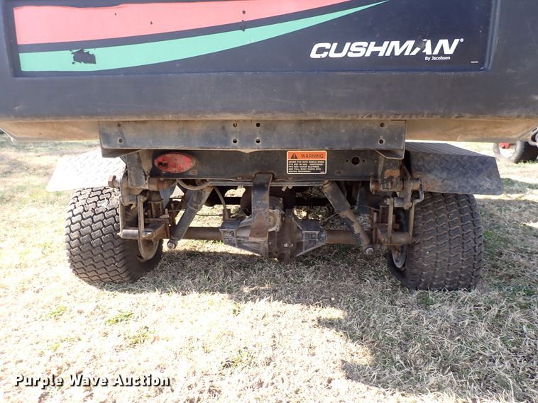 image for item HR9773 1994 Cushman Jr. Turf Truckster  utility vehicle