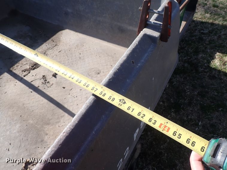 image for item HR9773 1994 Cushman Jr. Turf Truckster  utility vehicle