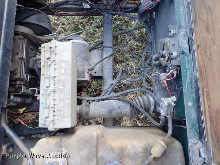 image for item HR9778 EZ GO Workhorse 1200LX  utility vehicle