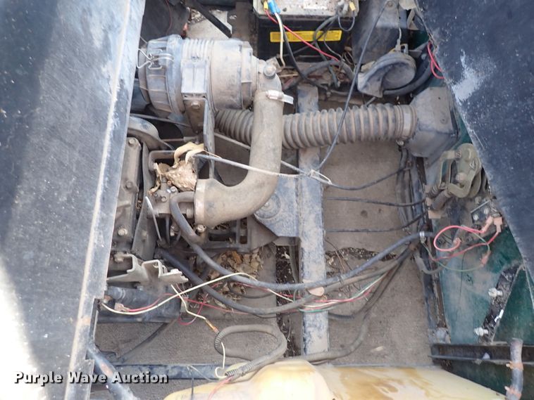 image for item HR9779 EZ GO Workhorse 1200LX  utility vehicle