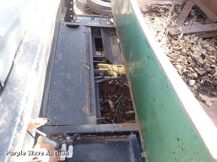 image for item HR9780 Cushman 898530-8310  utility vehicle