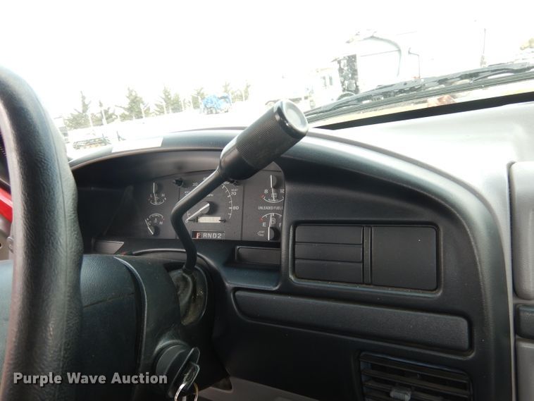 image for item DH8959 1996 Ford F350 XL  brush fire truck