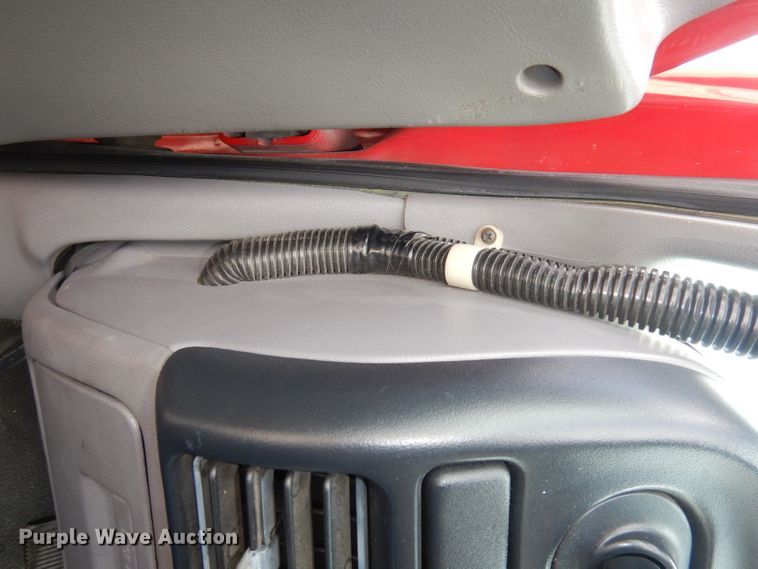 image for item DH8959 1996 Ford F350 XL  brush fire truck