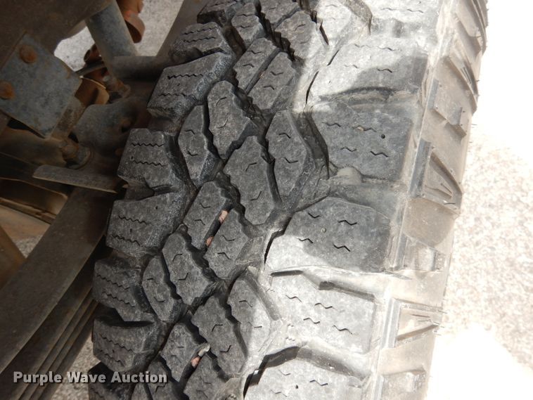 image for item DH8959 1996 Ford F350 XL  brush fire truck