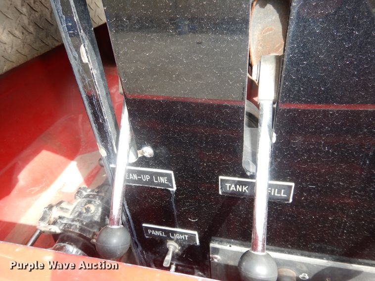 image for item DH8959 1996 Ford F350 XL  brush fire truck