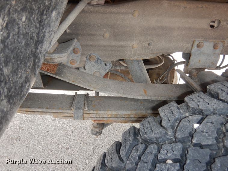 image for item DH8959 1996 Ford F350 XL  brush fire truck