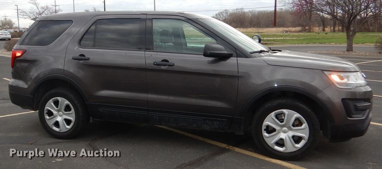 image for item DH8962 2016 Ford Explorer Police Interceptor  SUV