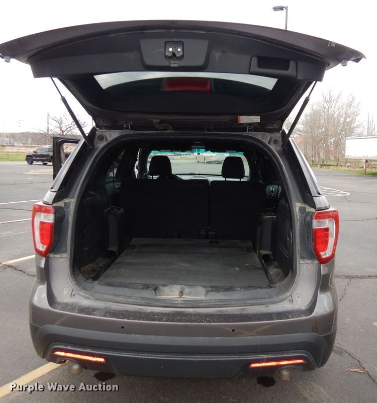 image for item DH8962 2016 Ford Explorer Police Interceptor  SUV